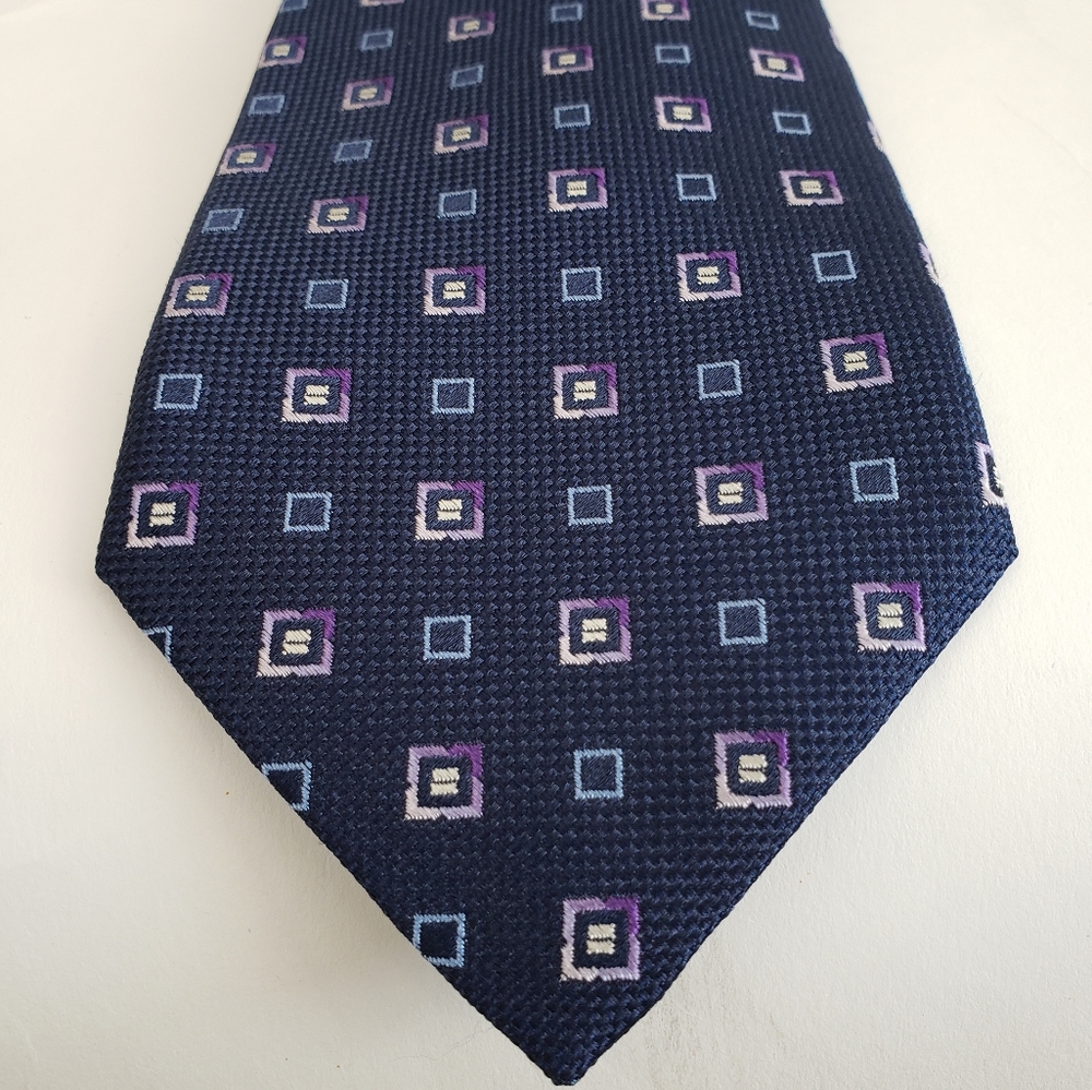 Saks Fifth Avenue Silk Necktie